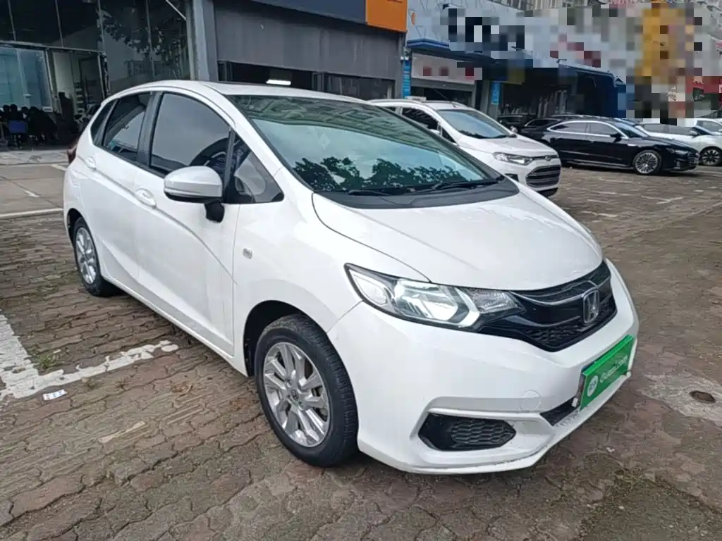 Honda Fit — фото 22