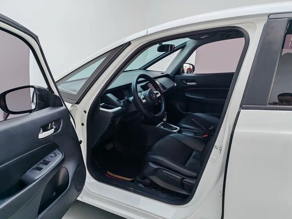 Honda Fit — фото 17