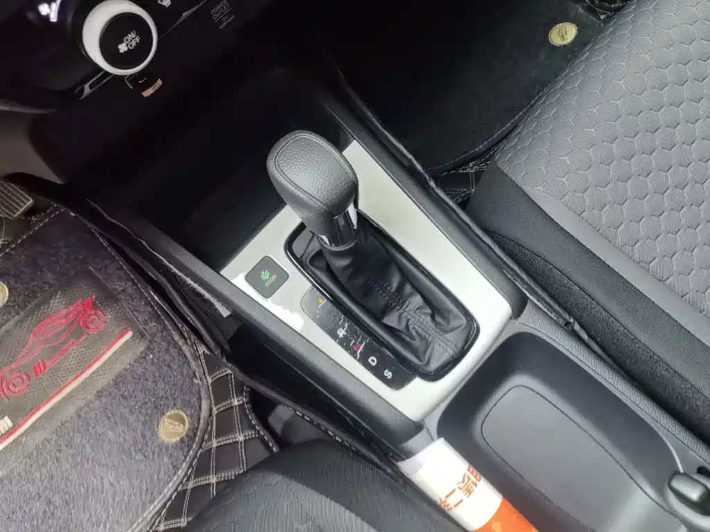 Honda Fit — фото 14