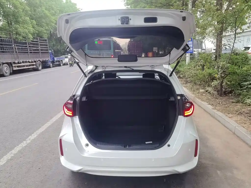 Honda Fit — фото 19