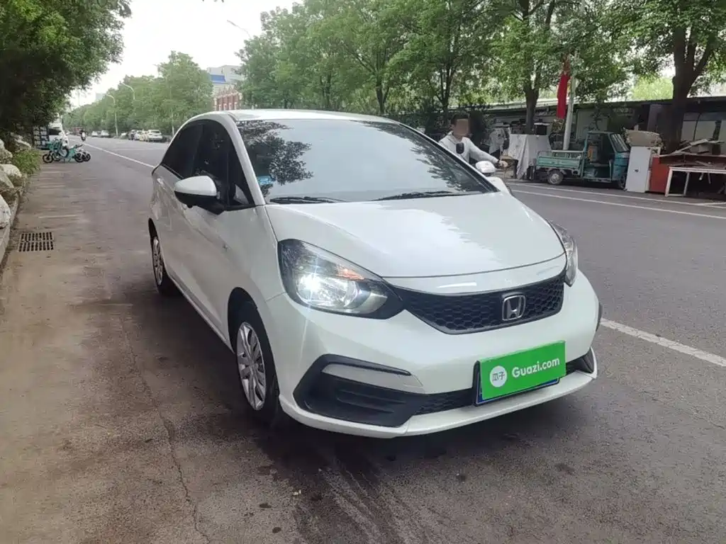 Honda Fit — фото 4