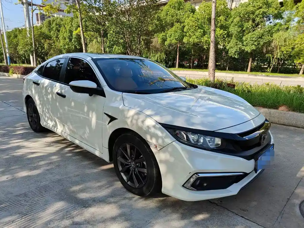 Honda Civic — фото 3
