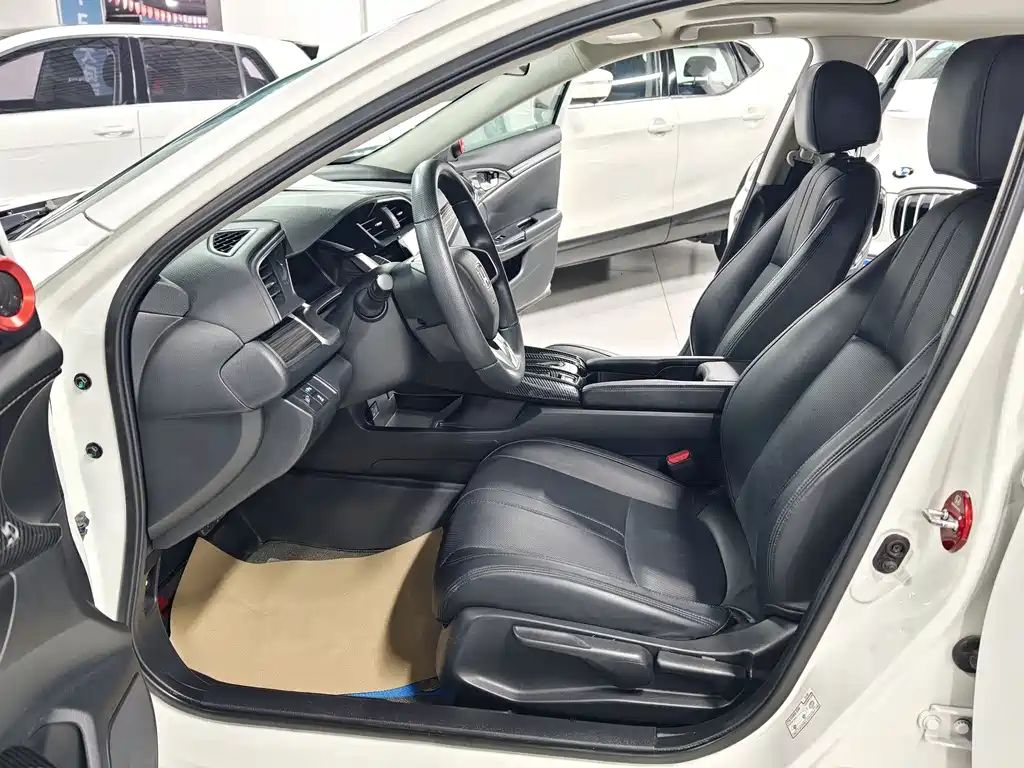 Honda Civic — фото 5