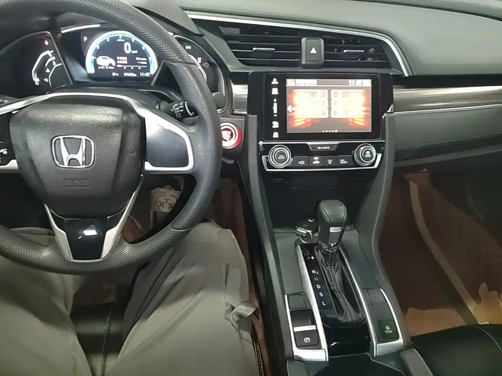Honda Civic — фото 10