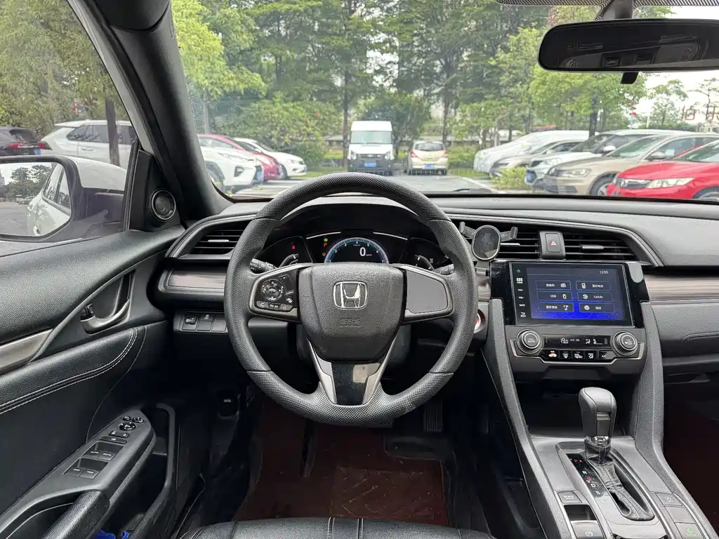 Honda Civic — фото 13