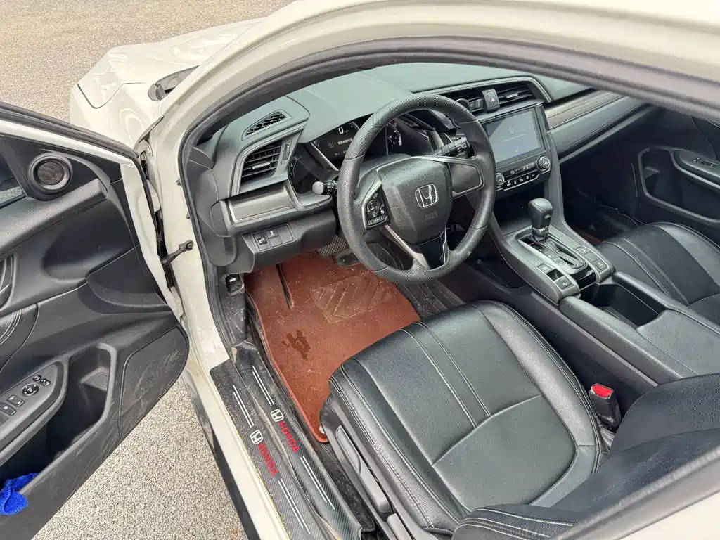Honda Civic — фото 5