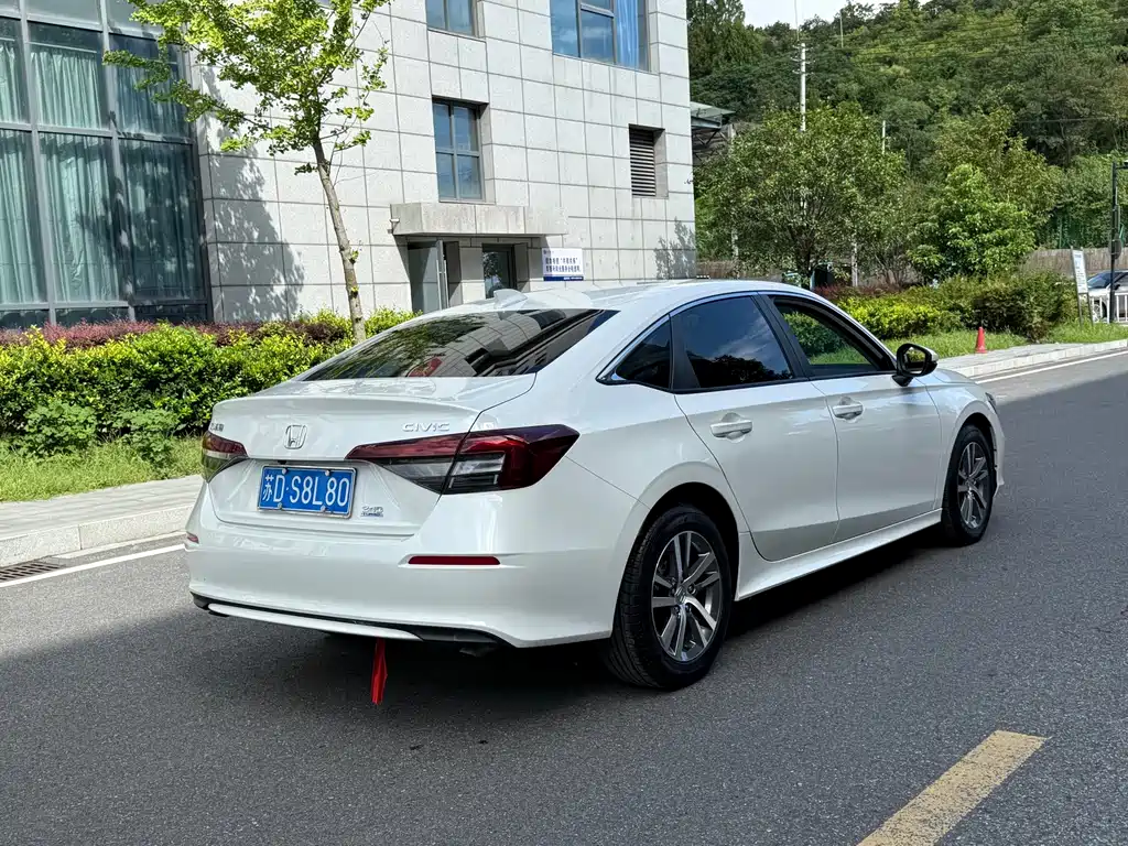 Honda Civic — фото 6