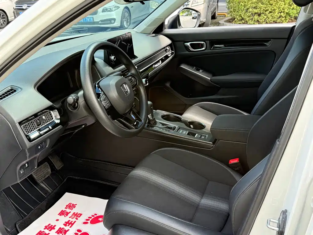 Honda Civic — фото 8