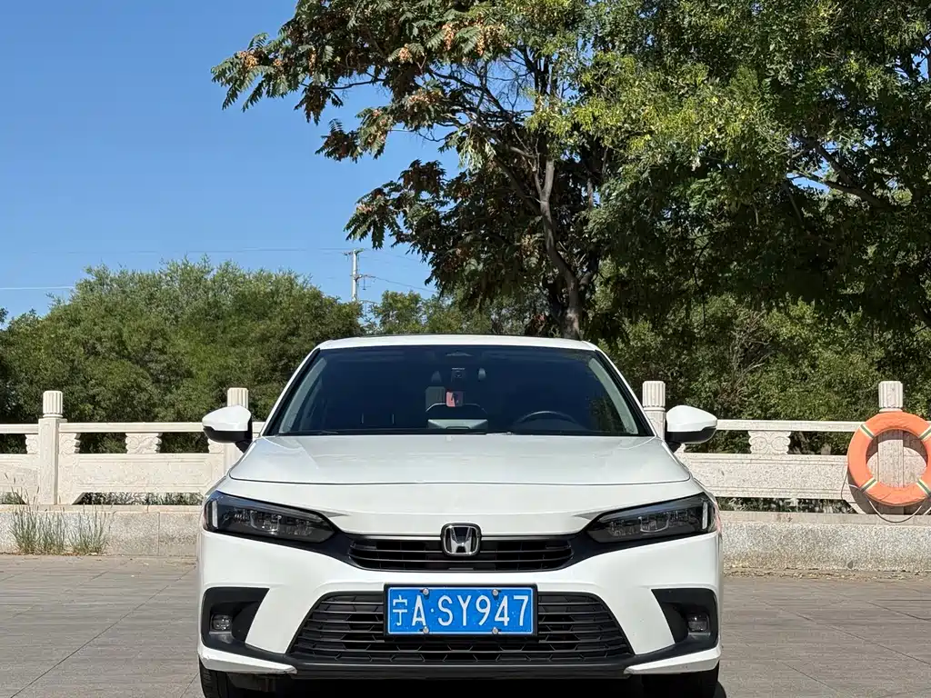 Honda Civic — фото 2