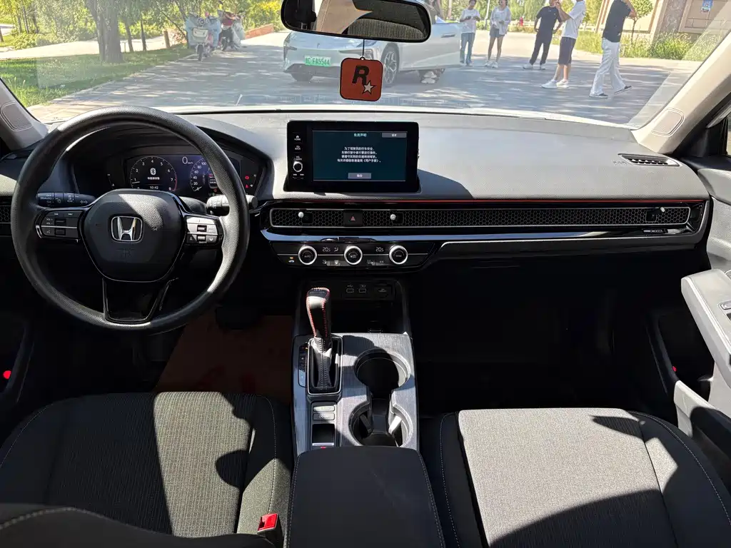 Honda Civic — фото 5