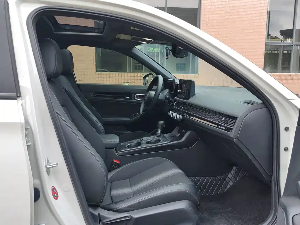 Honda Civic — фото 11
