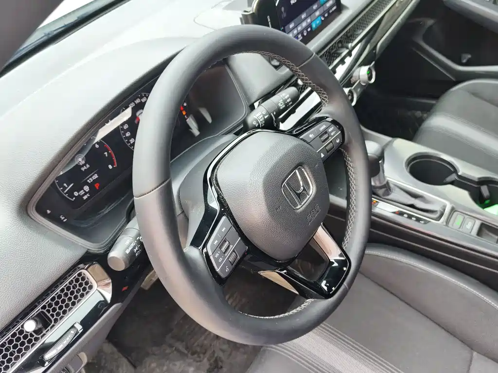 Honda Civic — фото 15