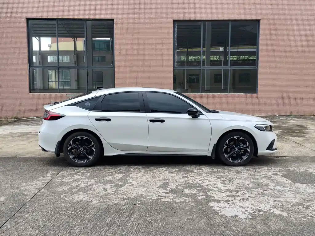Honda Civic — фото 4