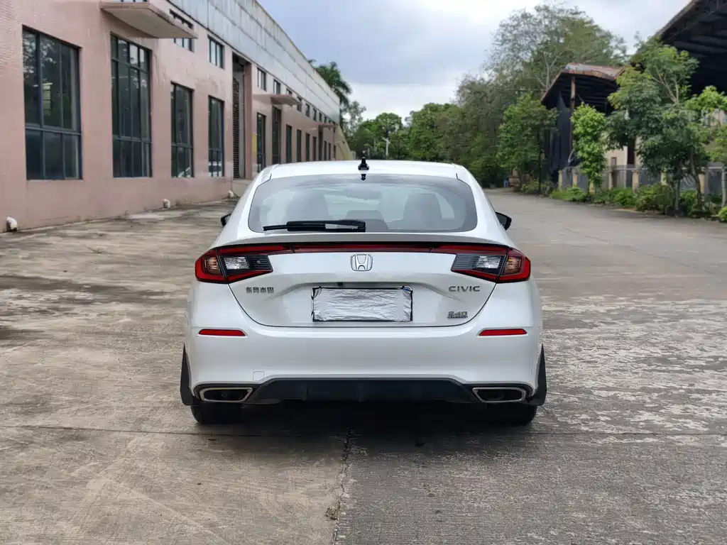Honda Civic — фото 7