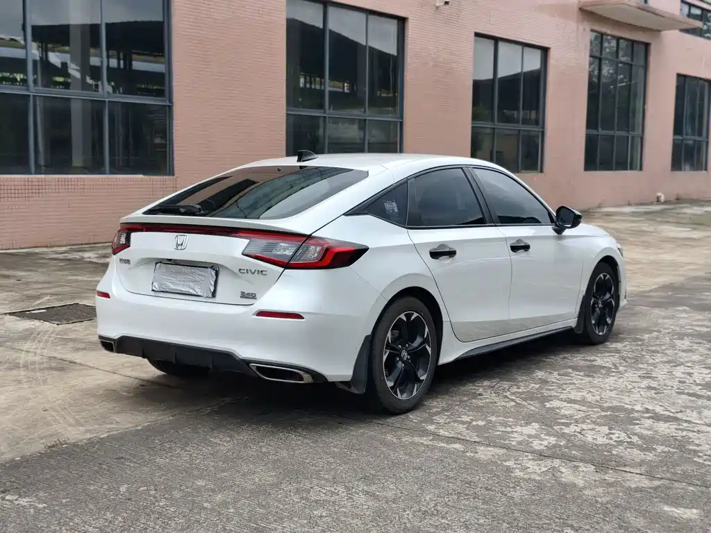 Honda Civic — фото 8