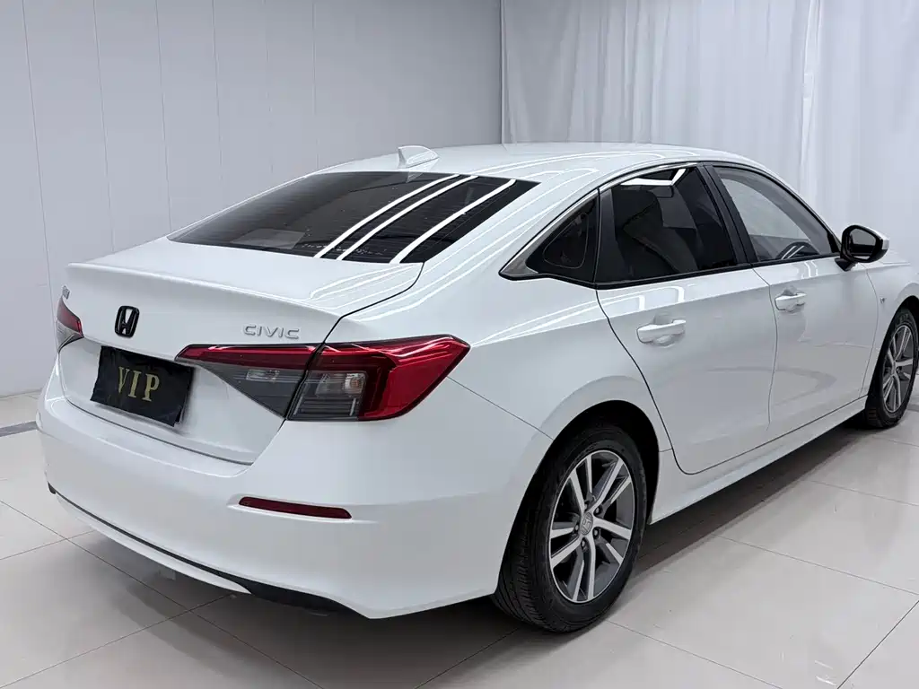 Honda Civic — фото 4