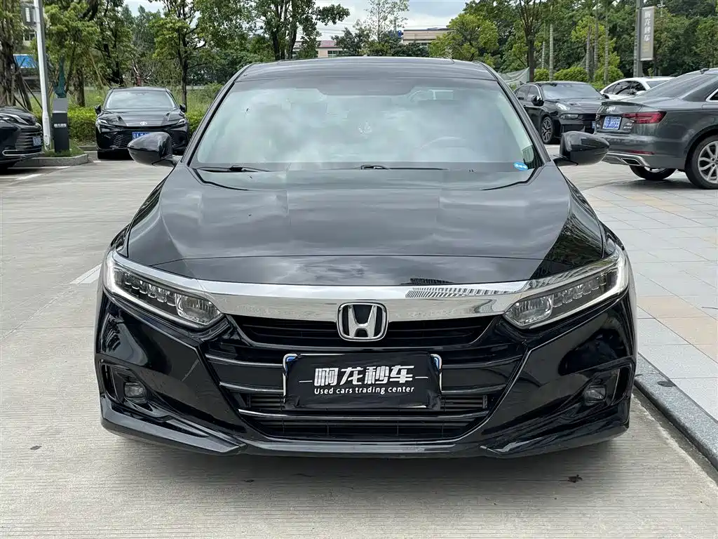 Honda Accord — фото 2