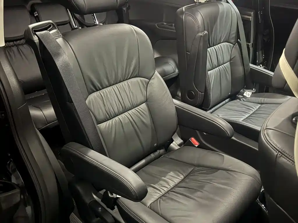 Honda Odyssey — фото 11