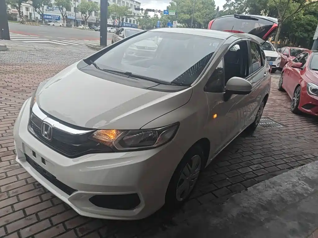 Honda Fit — фото 2