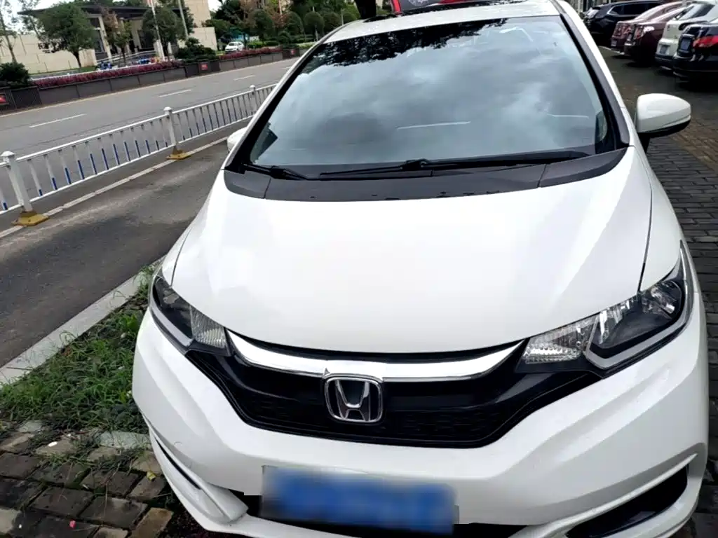 Honda Fit — фото 3