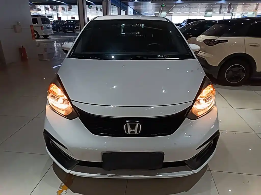 Honda Fit — фото 3