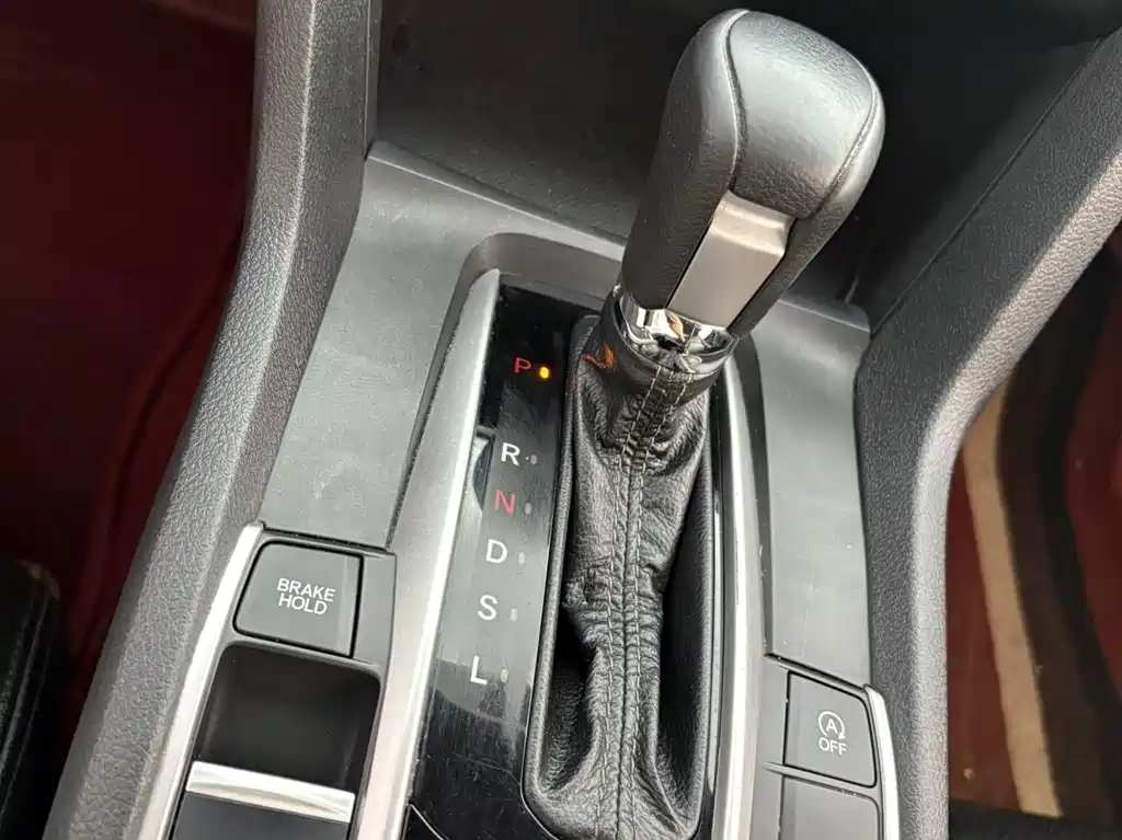 Honda Civic — фото 16