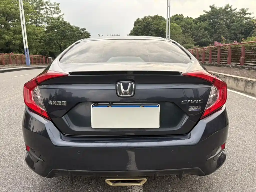 Honda Civic — фото 5
