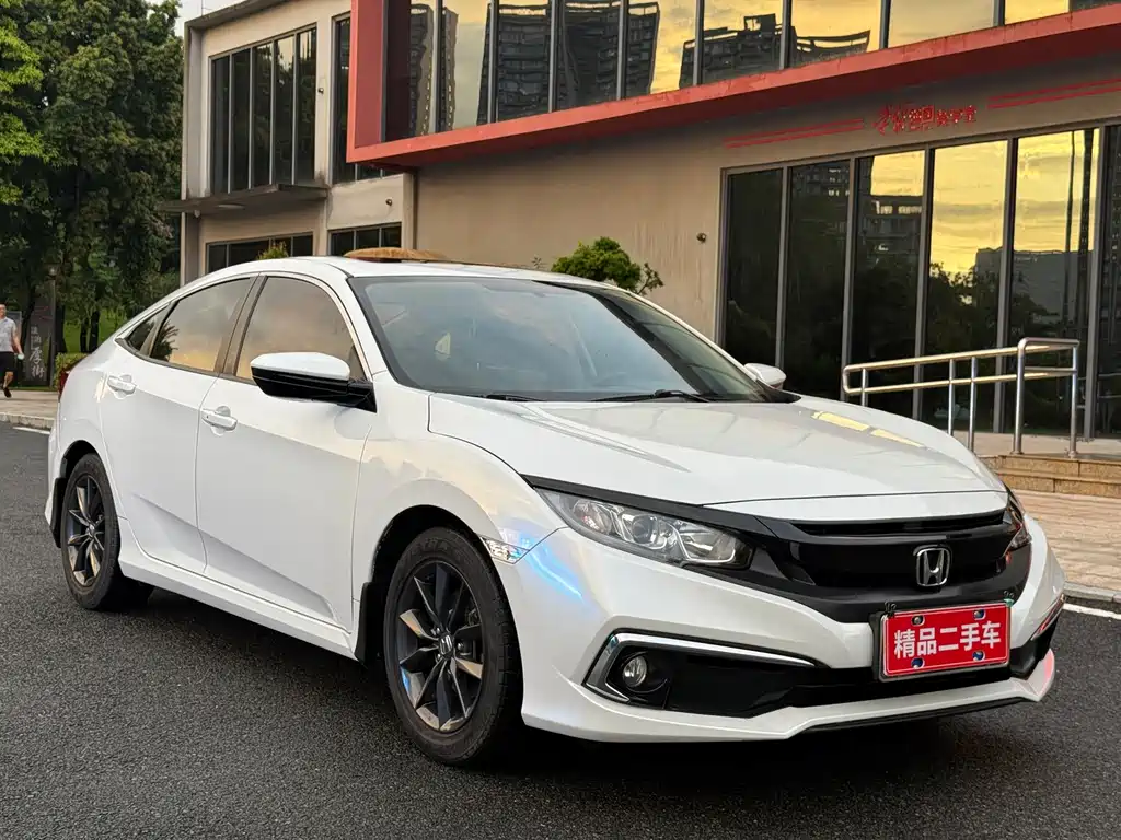 Honda Civic — фото 3