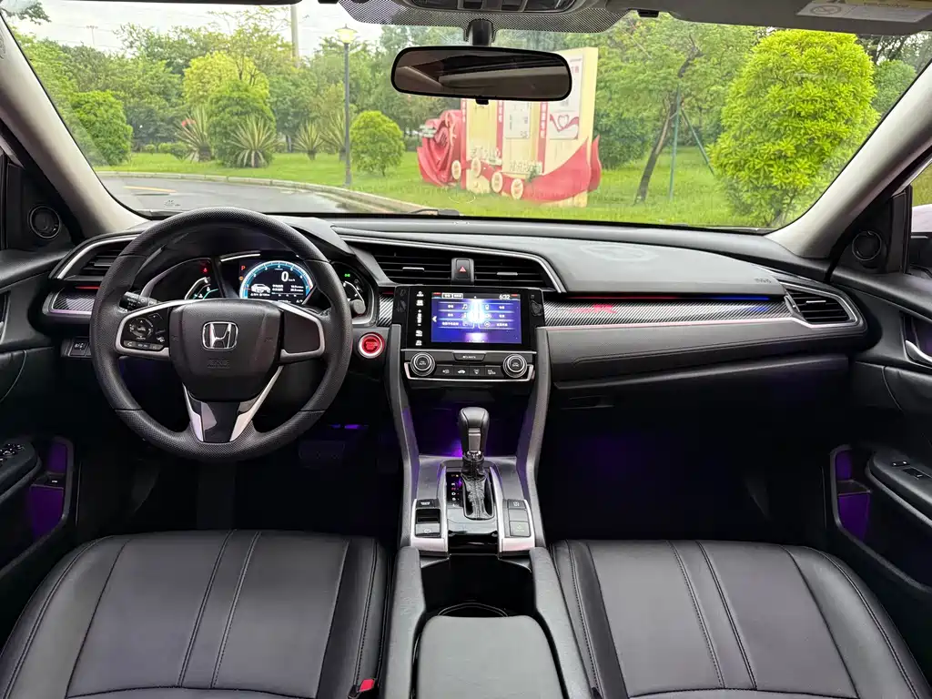Honda Civic — фото 7