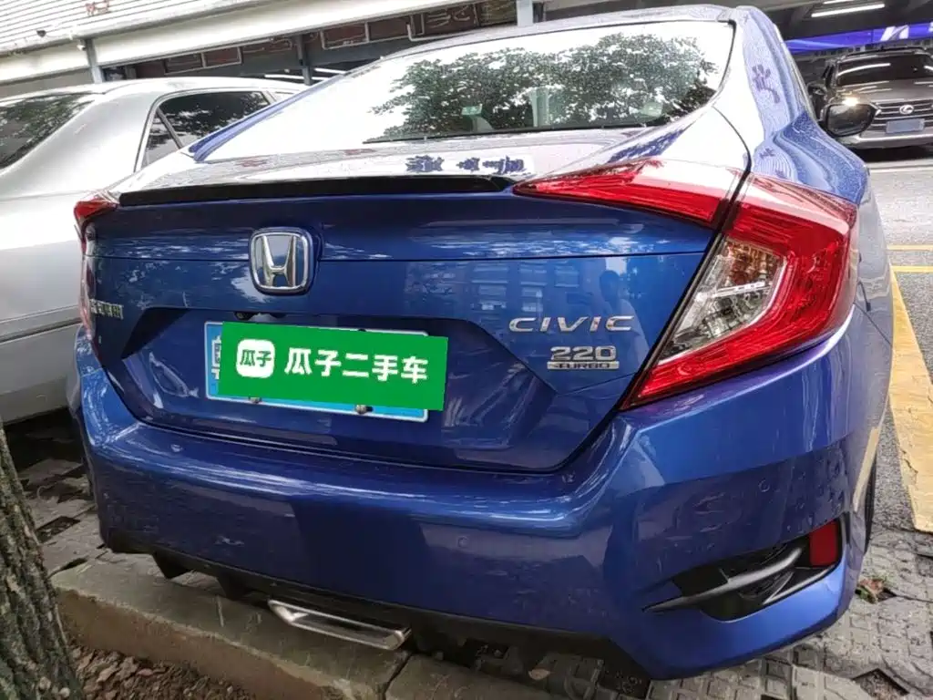 Honda Civic — фото 6