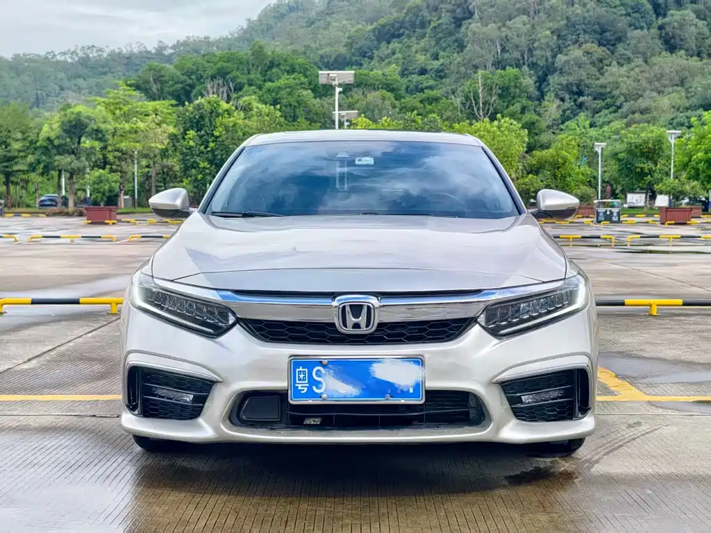 Honda Inspire — фото 2