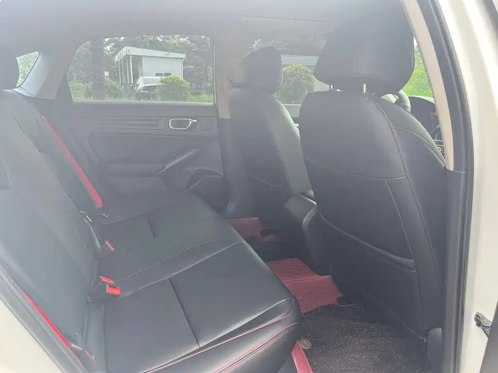 Honda Civic — фото 14