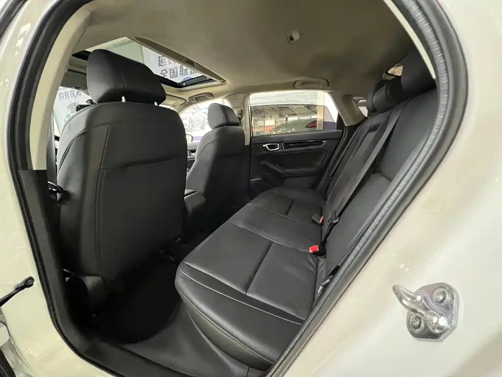 Honda Civic — фото 7