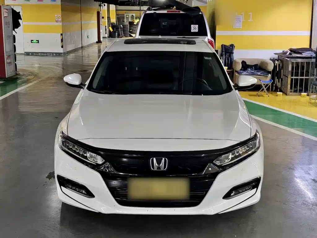 Honda Accord — фото 24