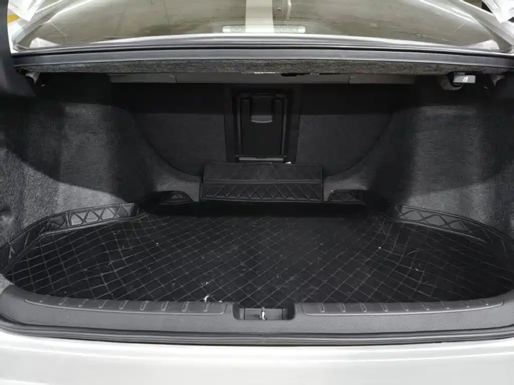 Honda Accord — фото 25