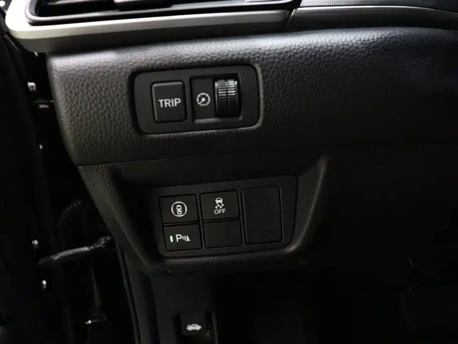 Honda Accord — фото 17