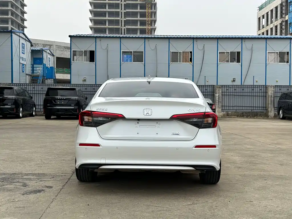 Honda Civic — фото 4