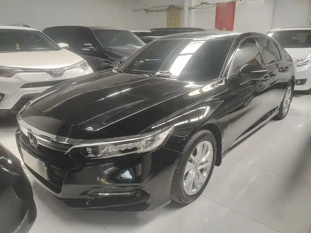 Honda Accord — фото 2
