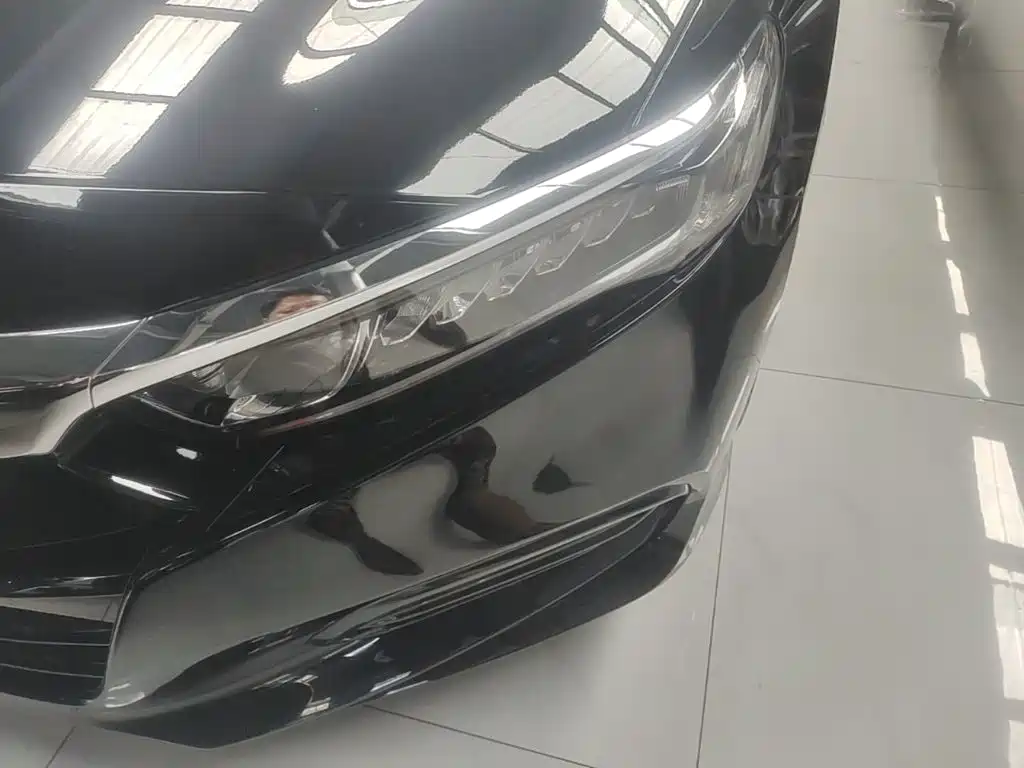 Honda Accord — фото 18