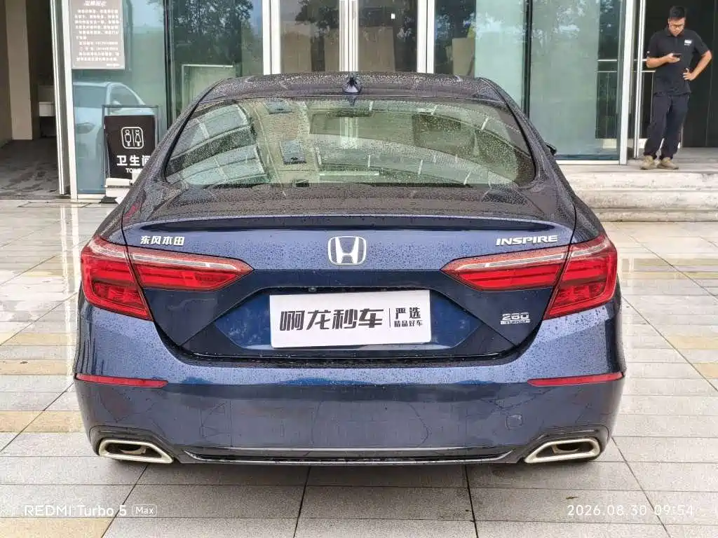 Honda Inspire — фото 8