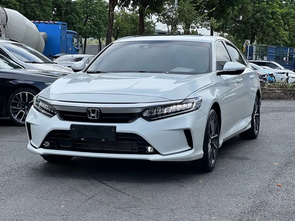 Honda Inspire — фото 3