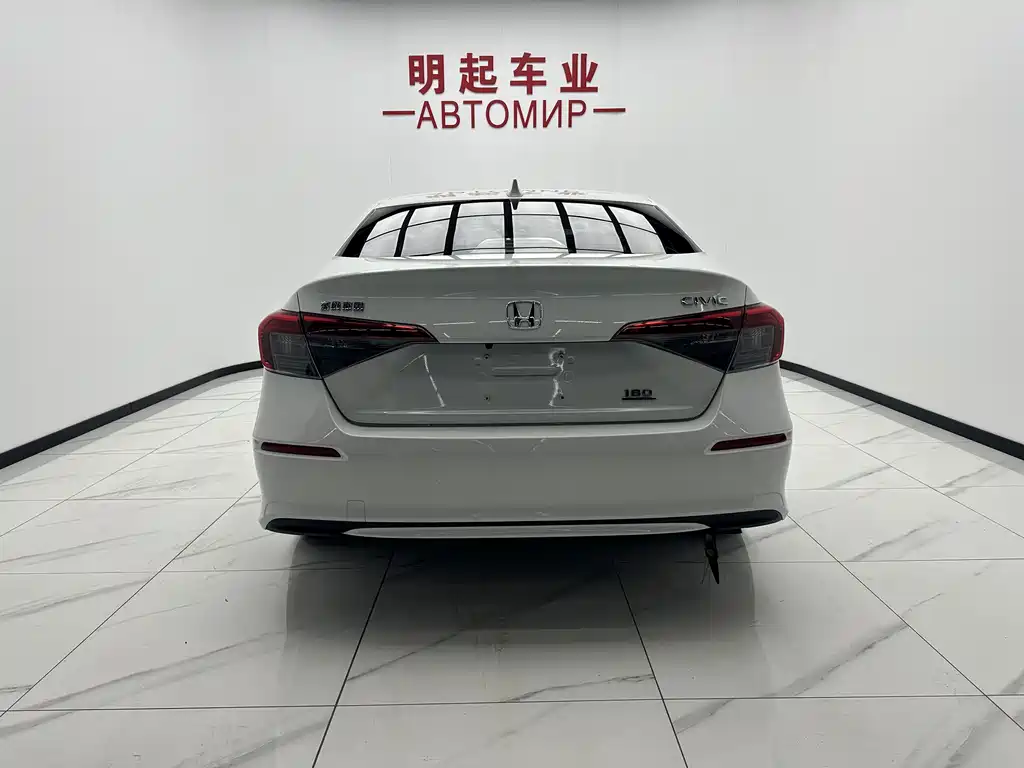 Honda Civic — фото 10