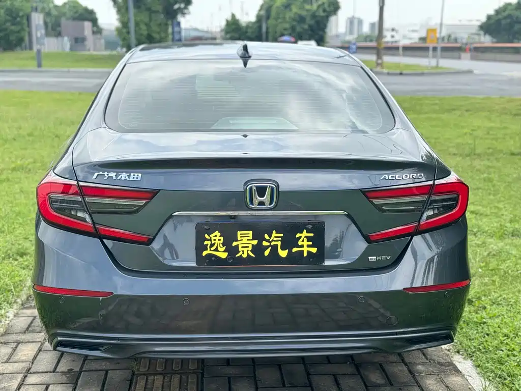 Honda Accord — фото 4