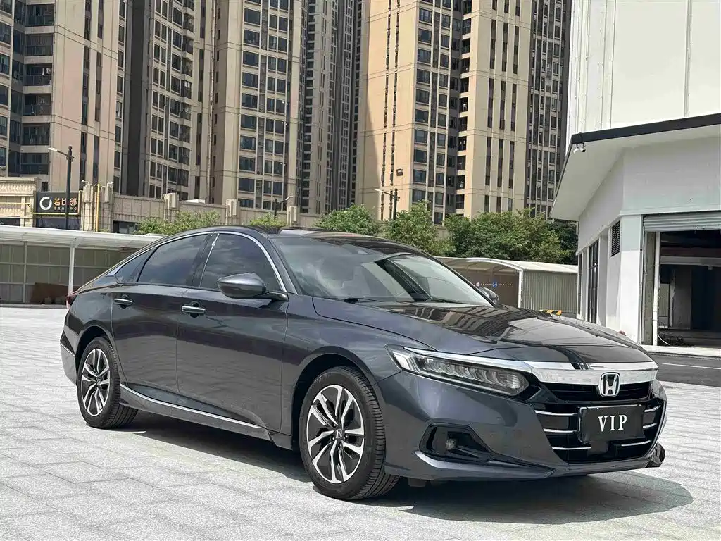Honda Accord — фото 3