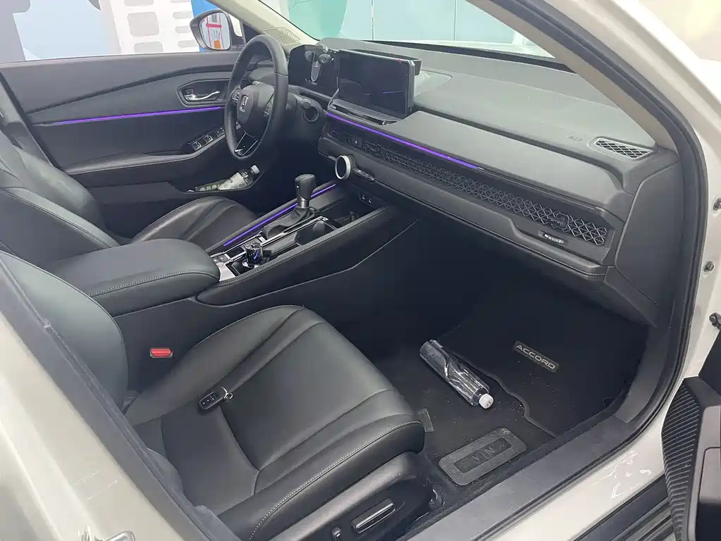 Honda Accord — фото 4