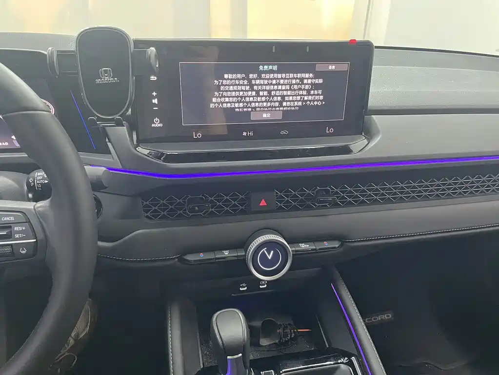 Honda Accord — фото 6