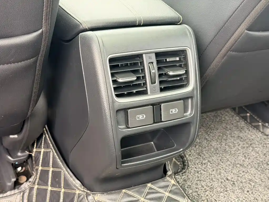 Honda Accord — фото 13