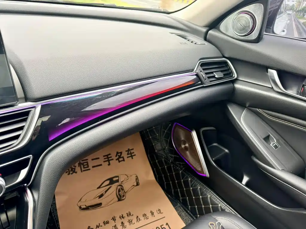 Honda Accord — фото 18