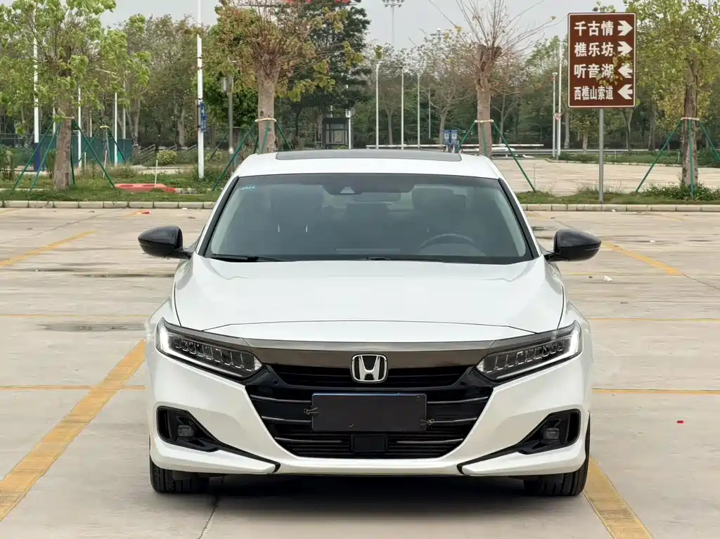 Honda Accord — фото 3