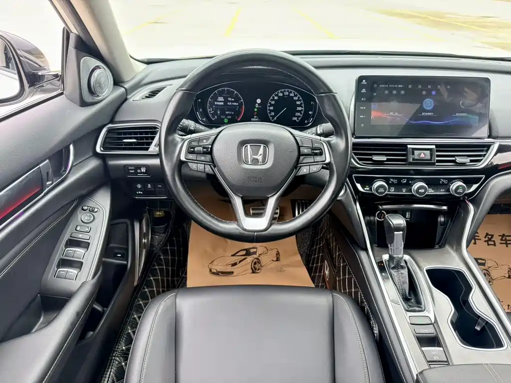 Honda Accord — фото 9